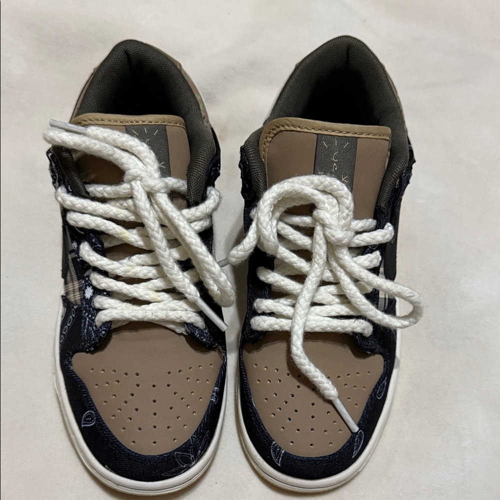 Cactus Jack Sneakers with White Laces